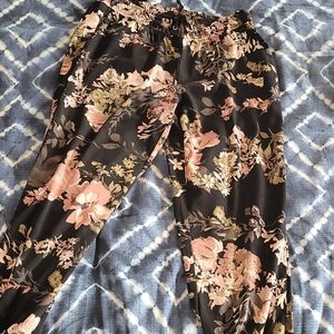 Nice multi color flower cargo pant..from lerner ne